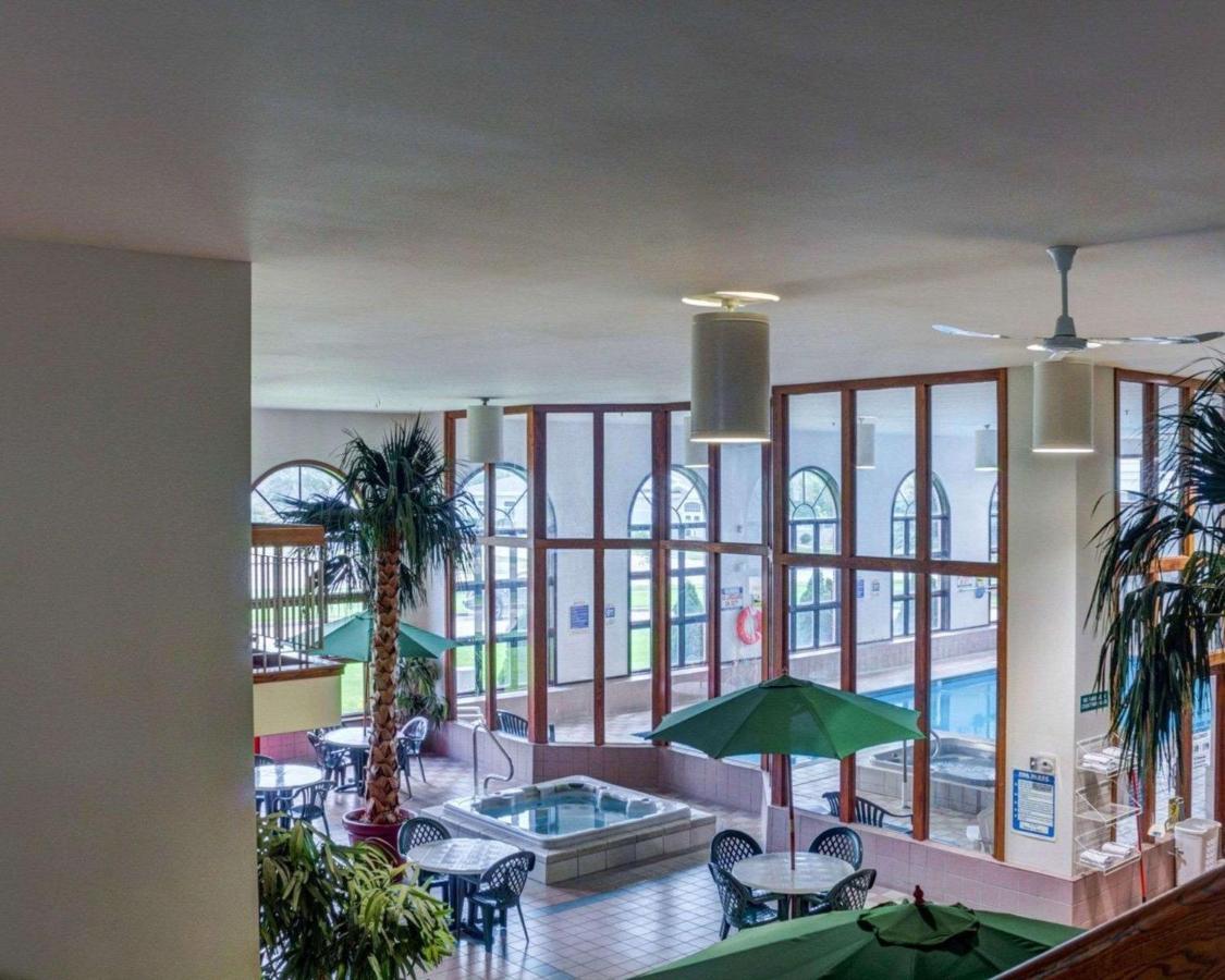 Rodeway Inn Columbia Mall Loop Grand Forks Dış mekan fotoğraf