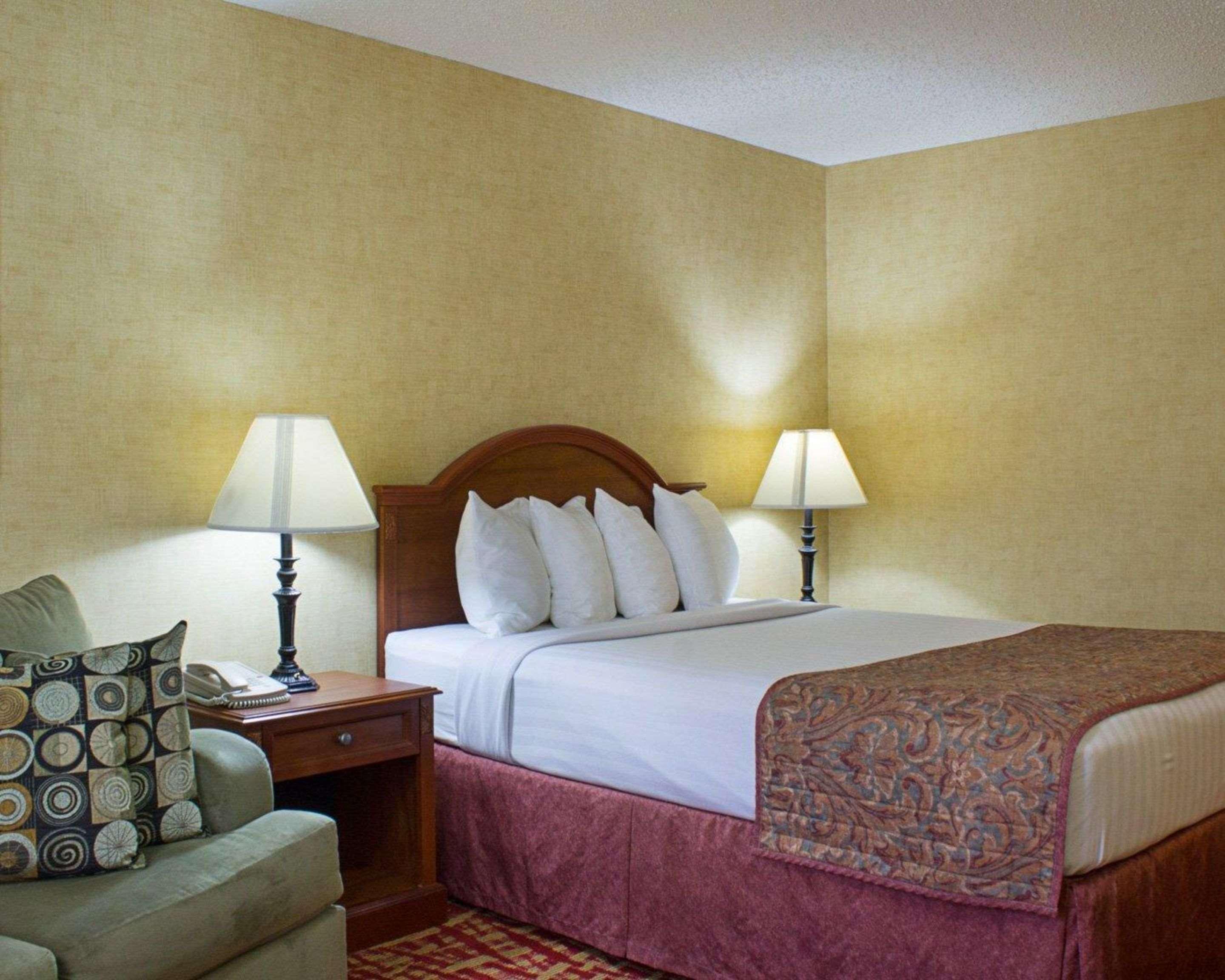 Rodeway Inn Columbia Mall Loop Grand Forks Dış mekan fotoğraf
