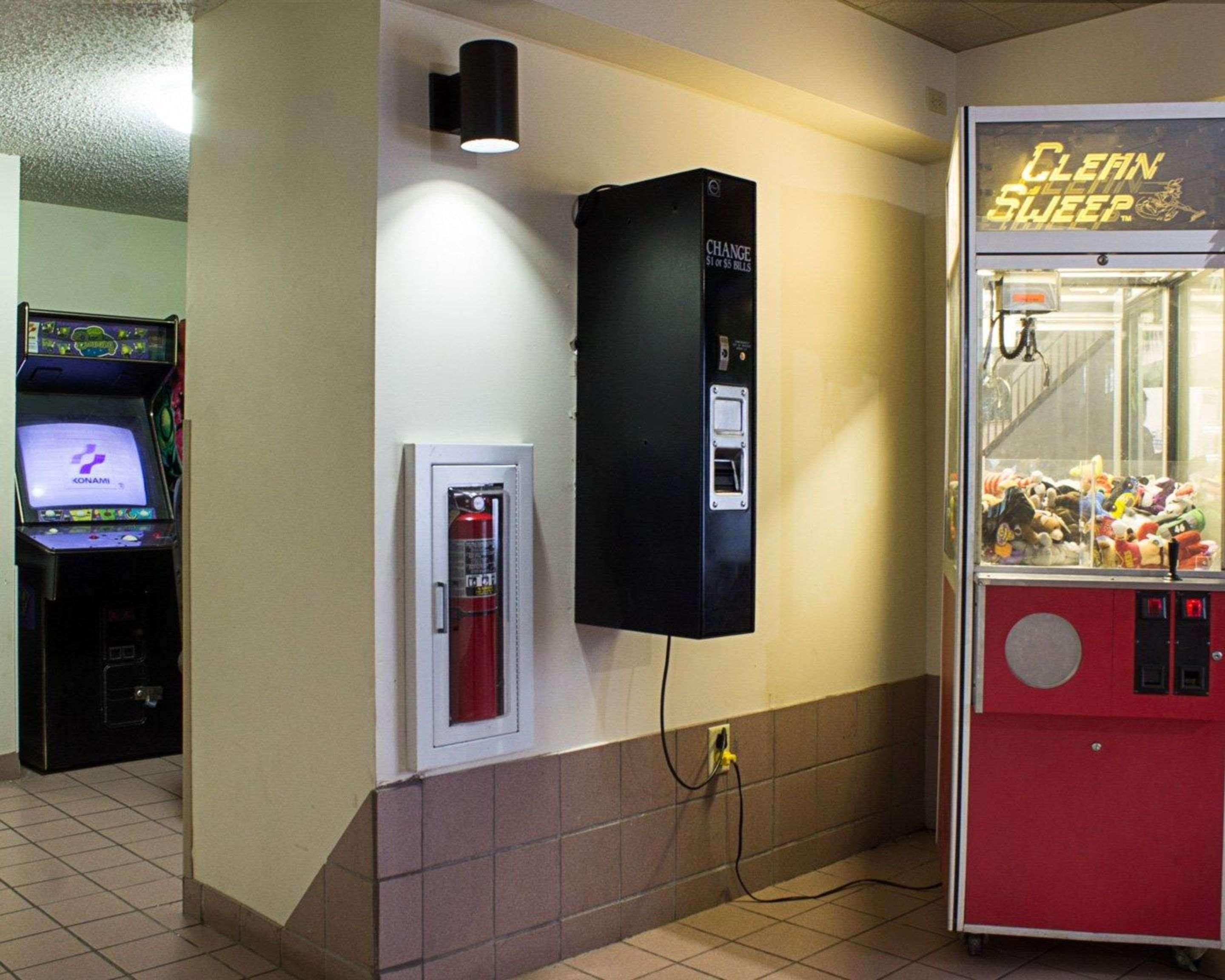 Rodeway Inn Columbia Mall Loop Grand Forks Dış mekan fotoğraf