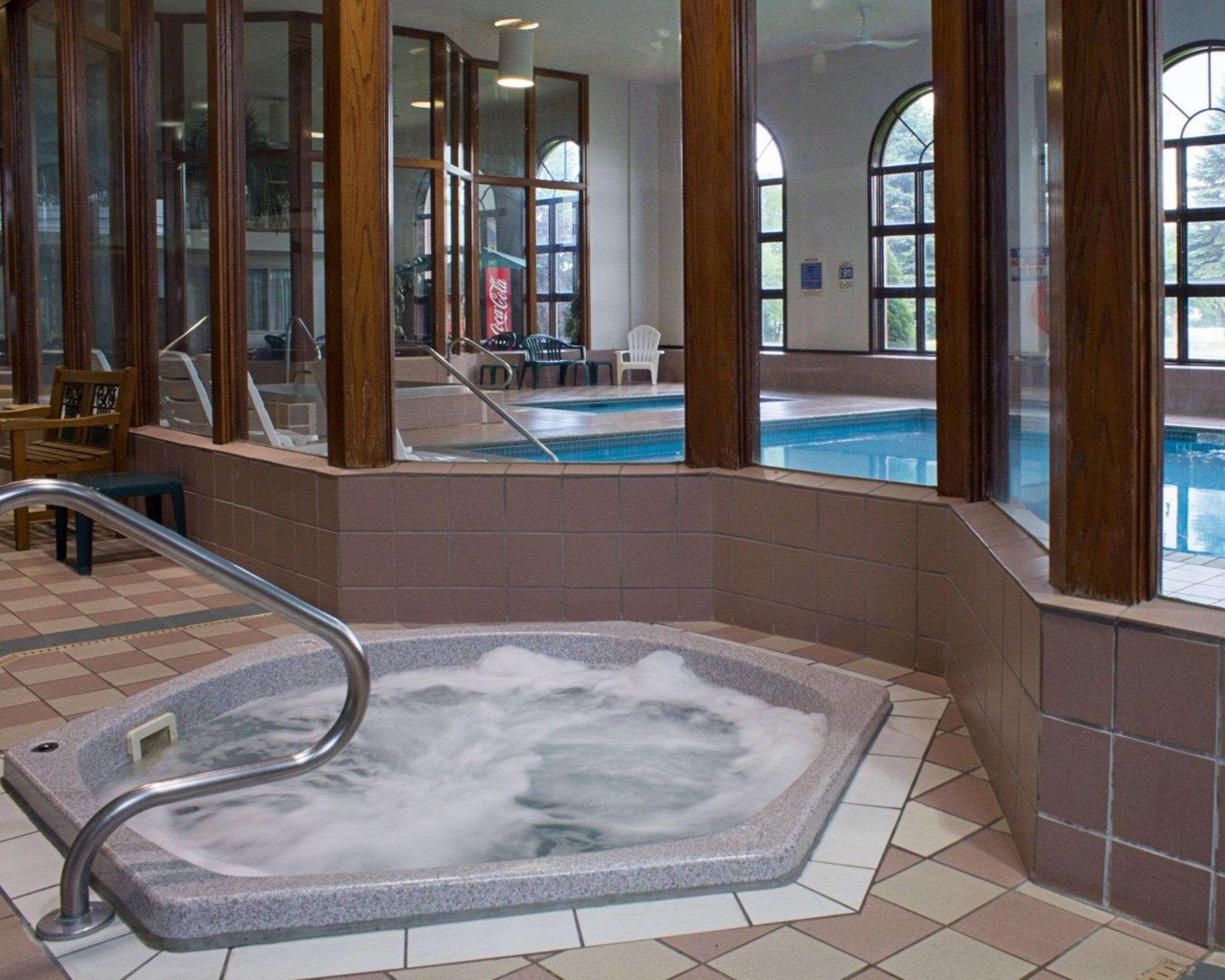 Rodeway Inn Columbia Mall Loop Grand Forks Dış mekan fotoğraf