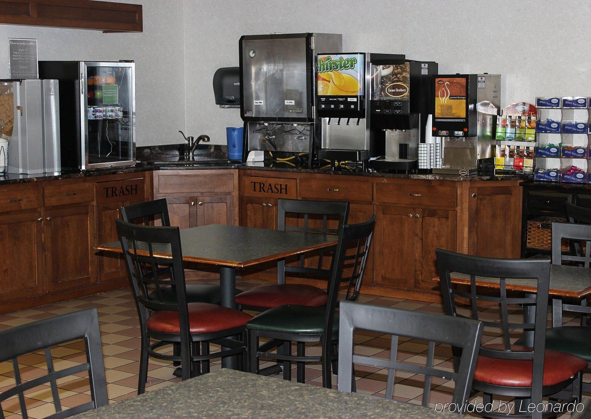 Rodeway Inn Columbia Mall Loop Grand Forks Dış mekan fotoğraf